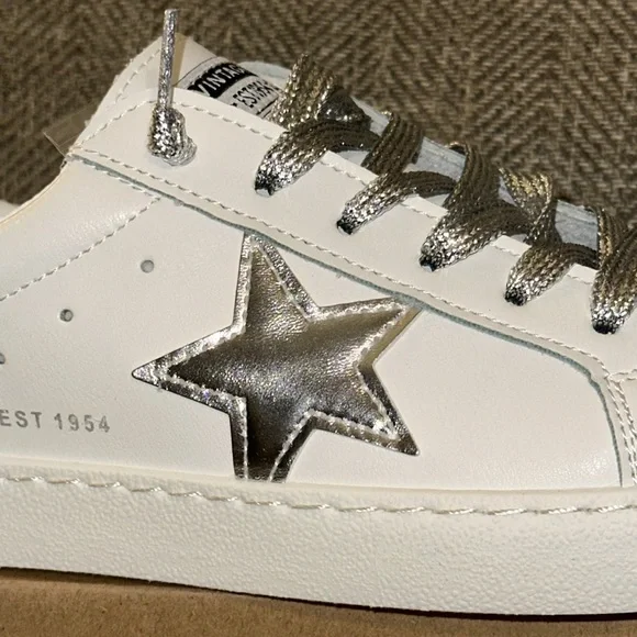 VINTAGE HAVANA Carla Women’s Sneakers Shoes White/Silver Shimmer NWT USA 8 - Picture 7 of 10